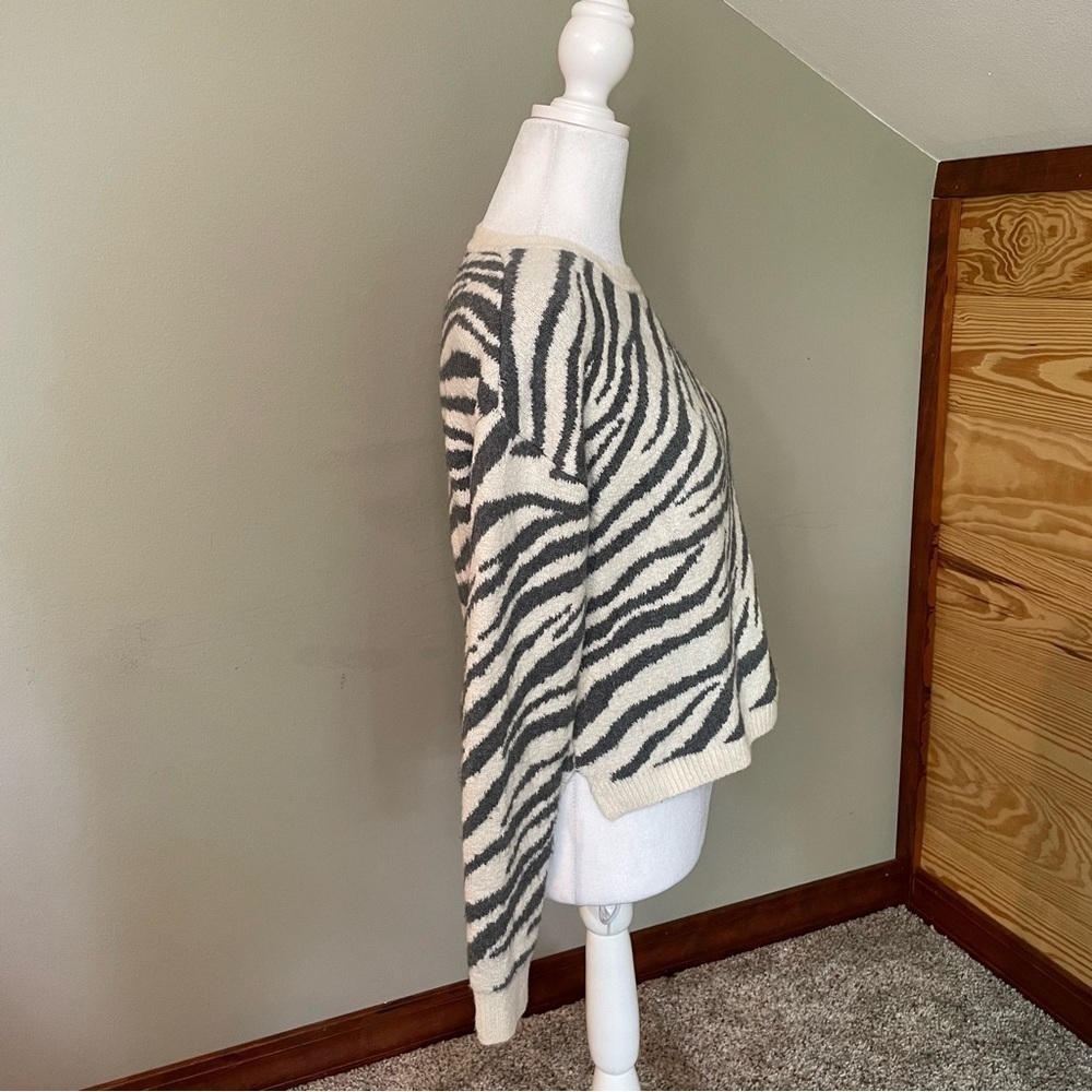 Yet Again Zebra Print Long Sleeve Fuzzy Crewneck … - image 2